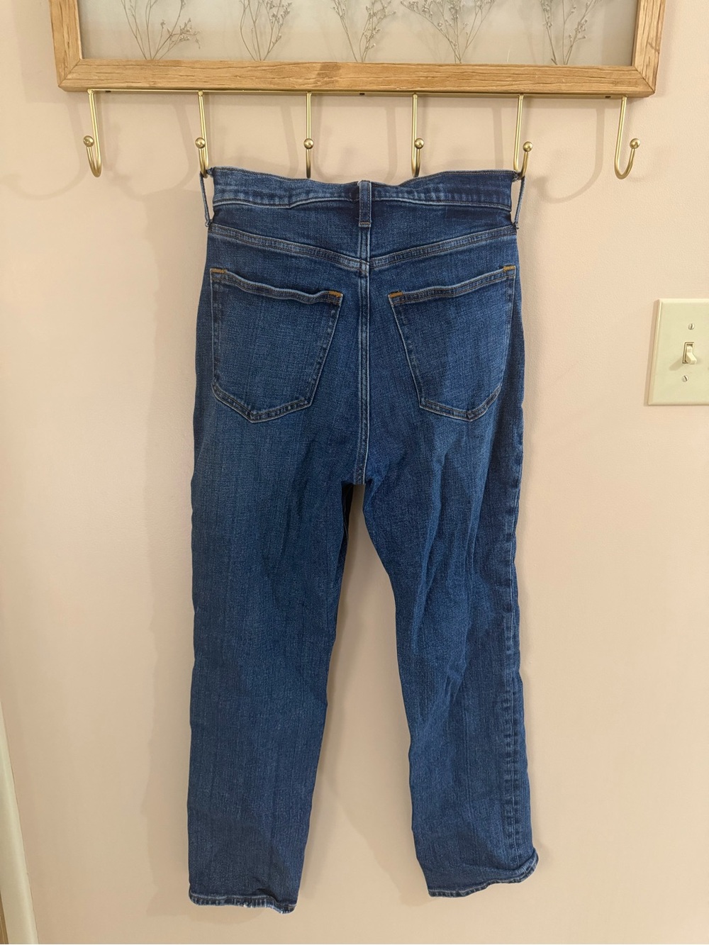 Abercrombie & Fitch Straight-Leg Jeans in Dark Blue Wash